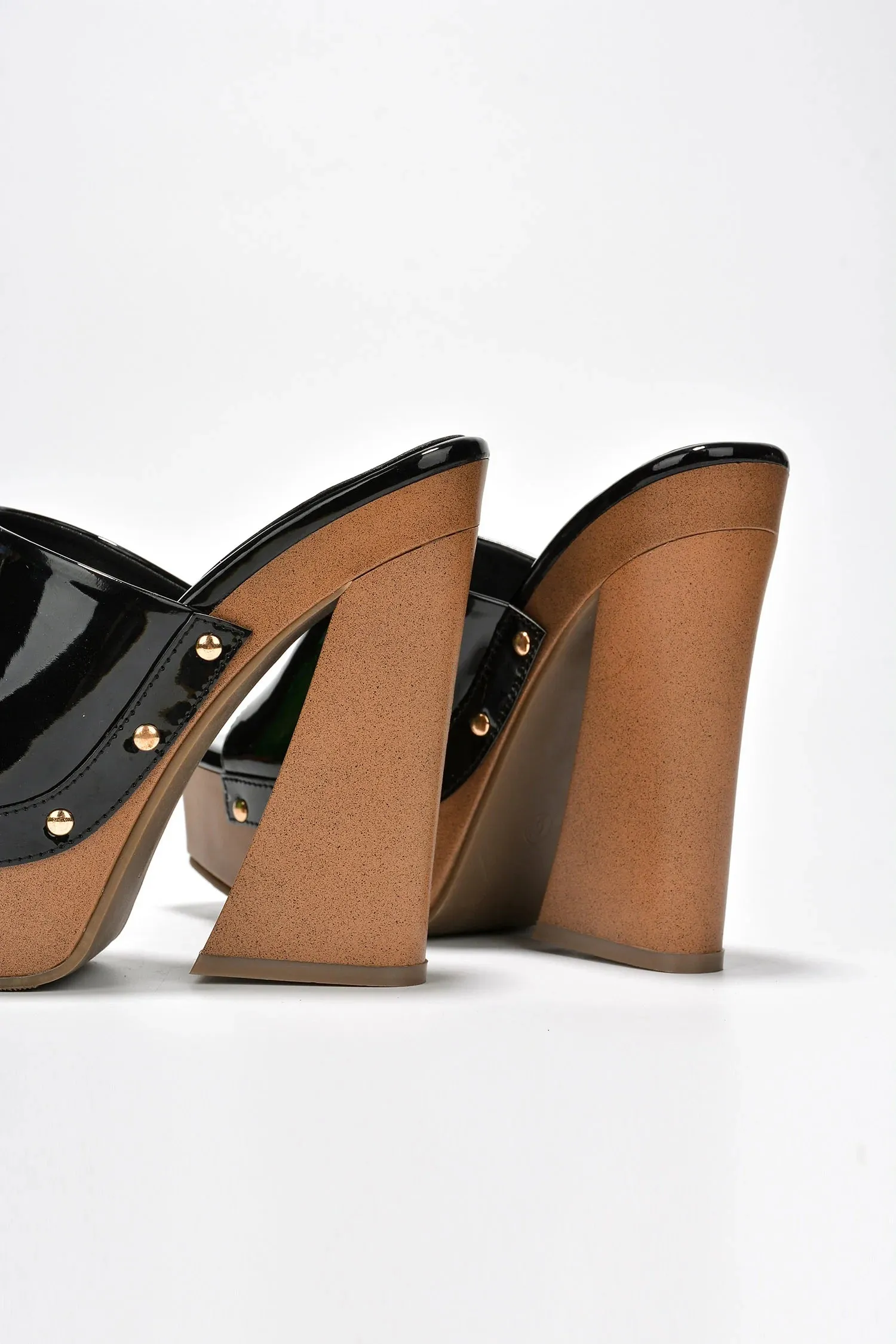Black Best Seller-Moik Sandals