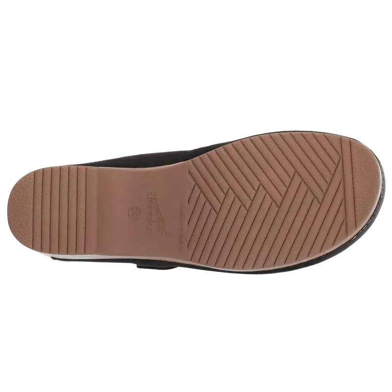 Sure! Heres an optimized title for the product:

Dansko Britney Womens Clog in Black Burnished Nubuck - Stylish Comfort Footwear