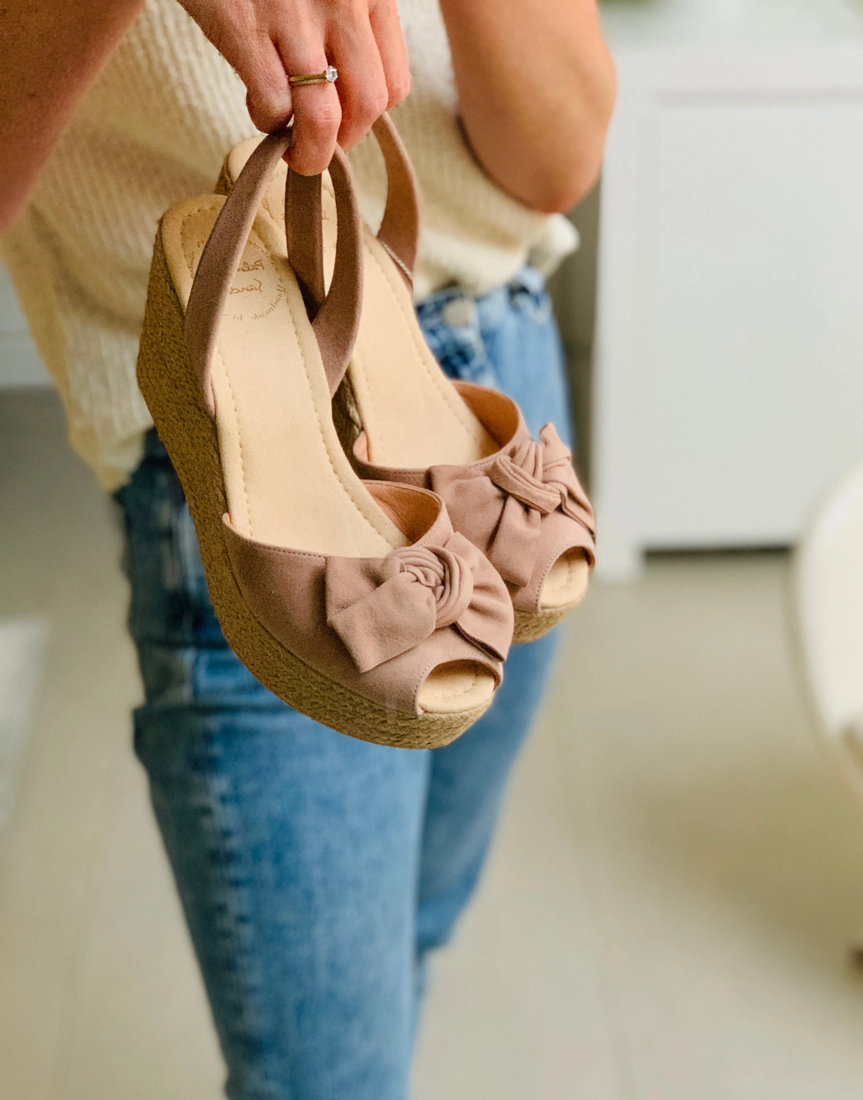 Freya Mid Height Wedge
