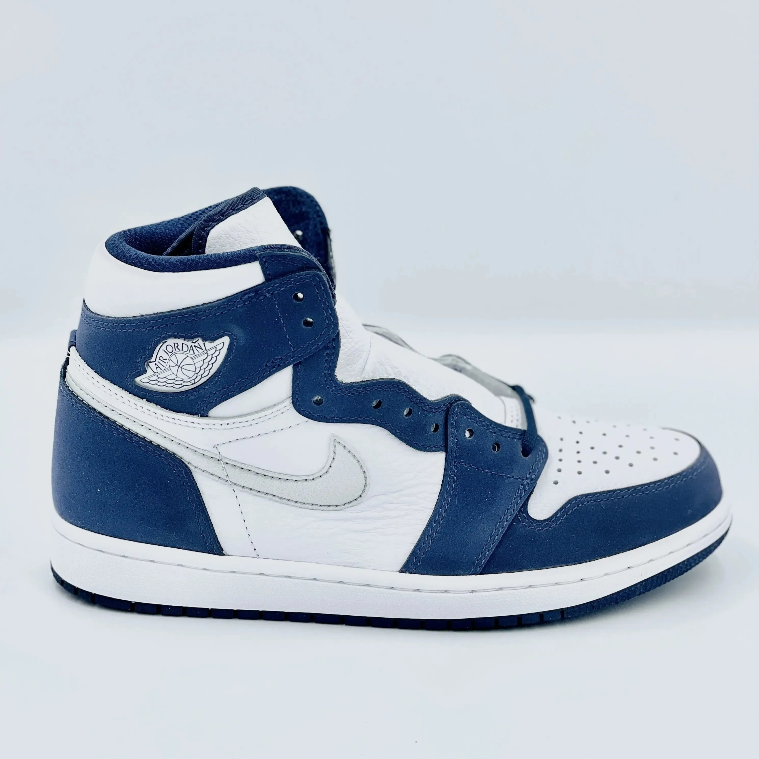 Jordan 1 Retro High CO.JP Midnight Navy