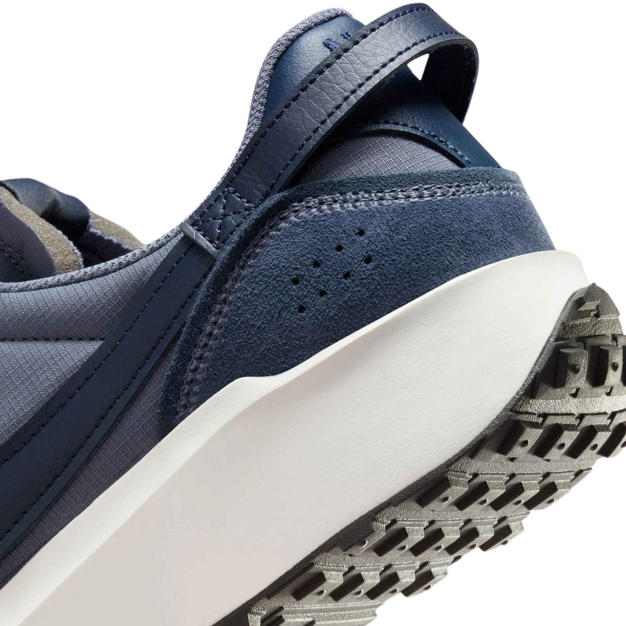 NIKE WAFFLE DEBUT SE
